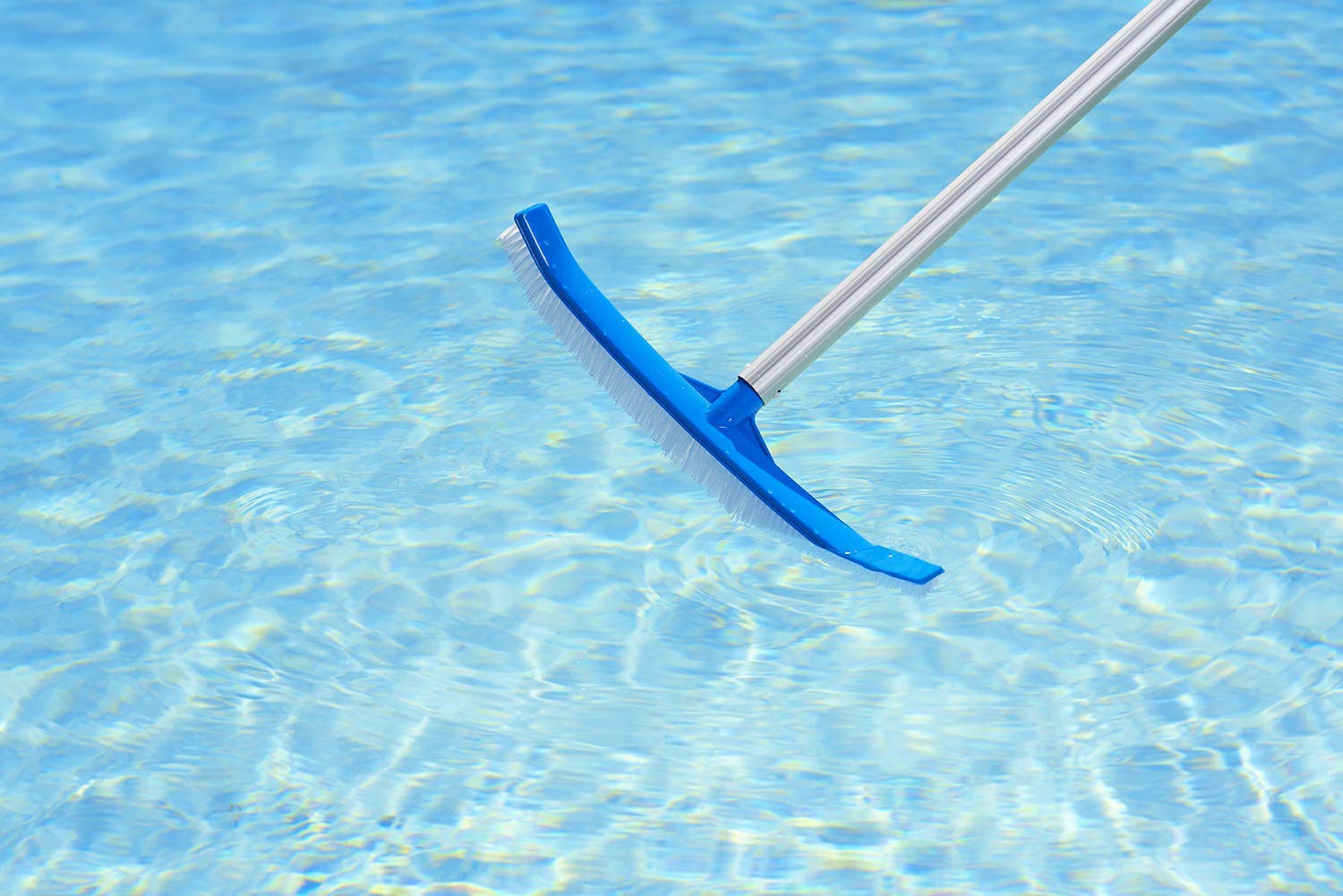 Pool Master - Curved Pool Brush 17.5in