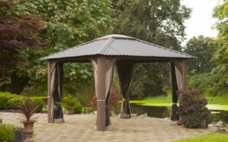 Hot Water Pools and Spas is an official Visscher Gazebo Dealer. We offer open air, semi and fully enclosed gazebos, and pergolas for Calgary